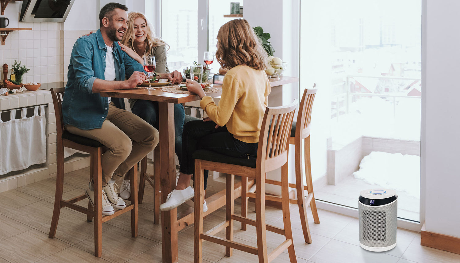 Kalte Füße im Sitzen? Ein Mini-Heizlüfter kann dir helfen